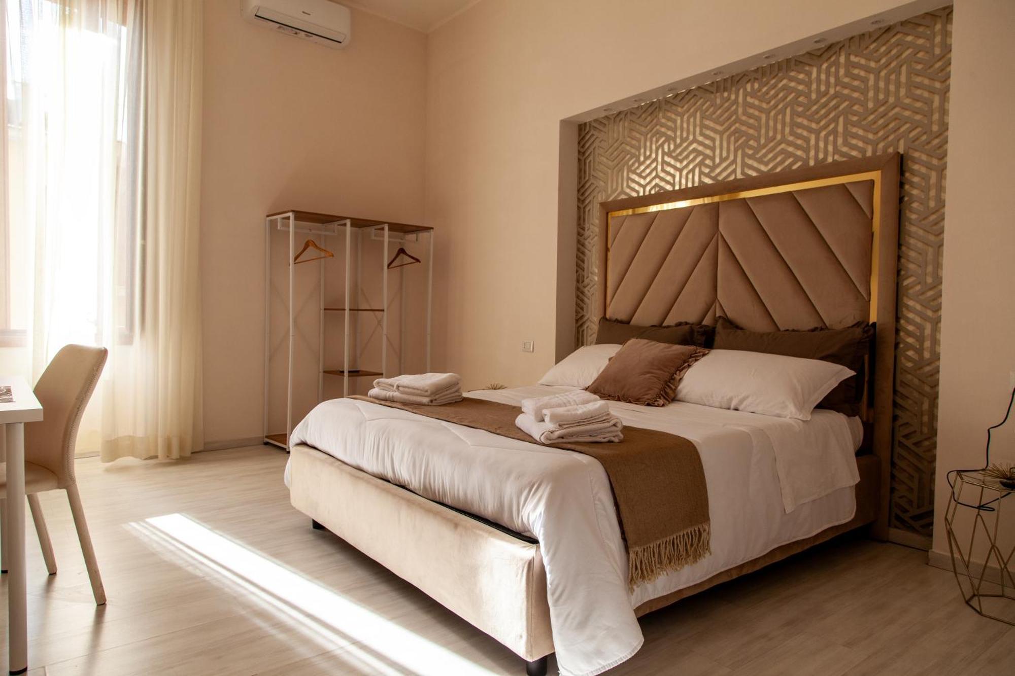 Airport Luxury Rooms نابولي المظهر الخارجي الصورة